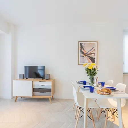 Your Private Harbour On By Rent Apartamento Laglio