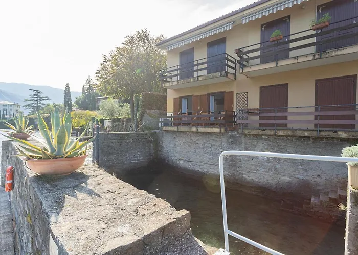 Your Private Harbour On By Rent Apartmán Laglio